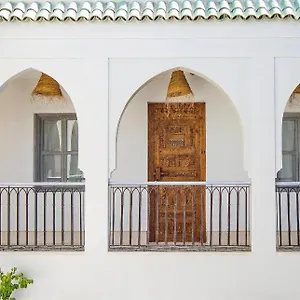 48 & Riad