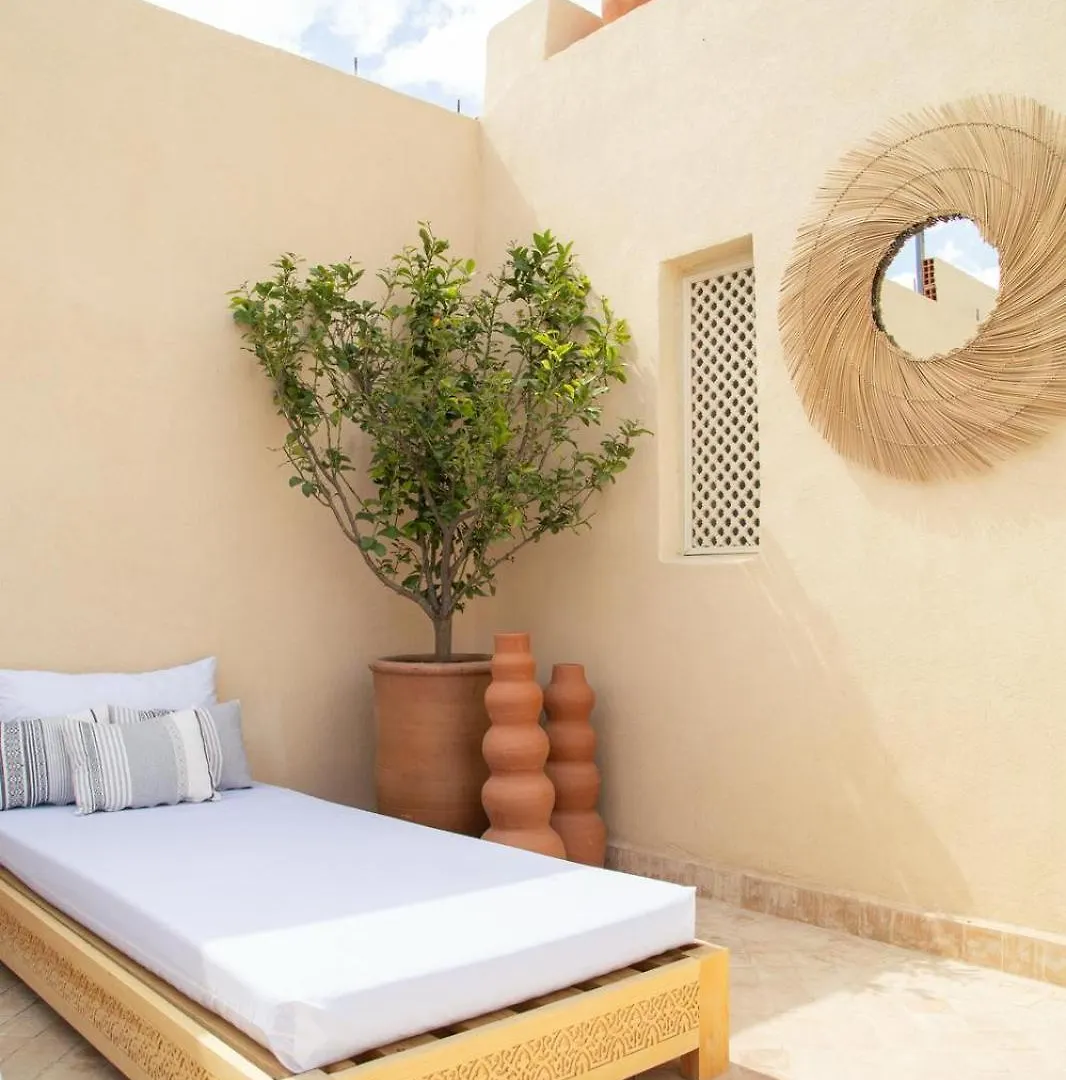 Riad A L'Ombre Des Orangers 마라케시