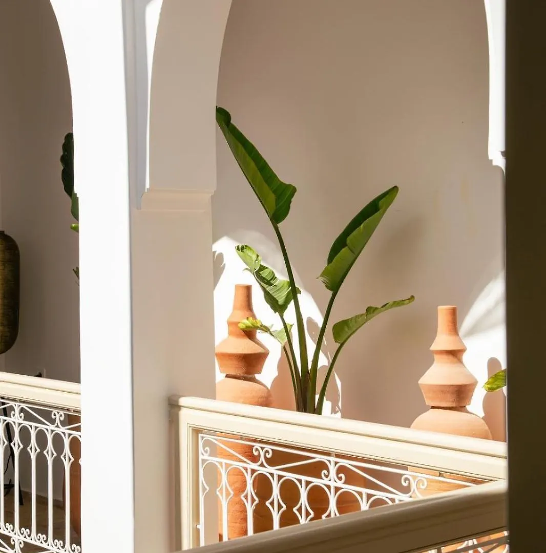 Riad A L'Ombre Des Orangers 마라케시 0*,